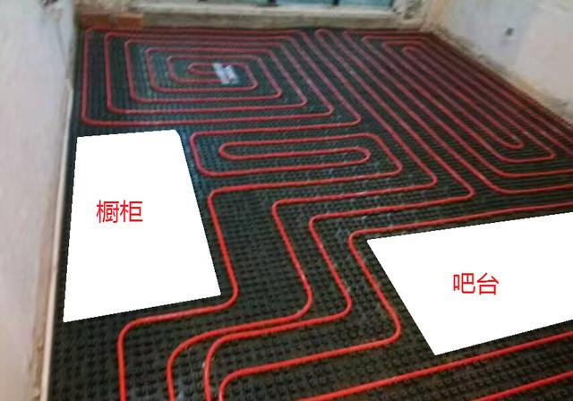 地暖施工實(shí)例圖之地面布置配合